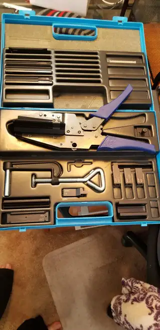 AMP Amp Inc. Amp Latch Hand Tool Kit 91271-1 For Hdf-20 Idc/Idt Mass Termination